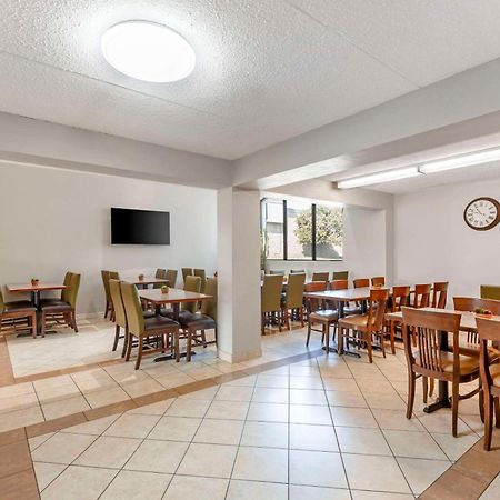 Quality Inn Peterborough Kültér fotó
