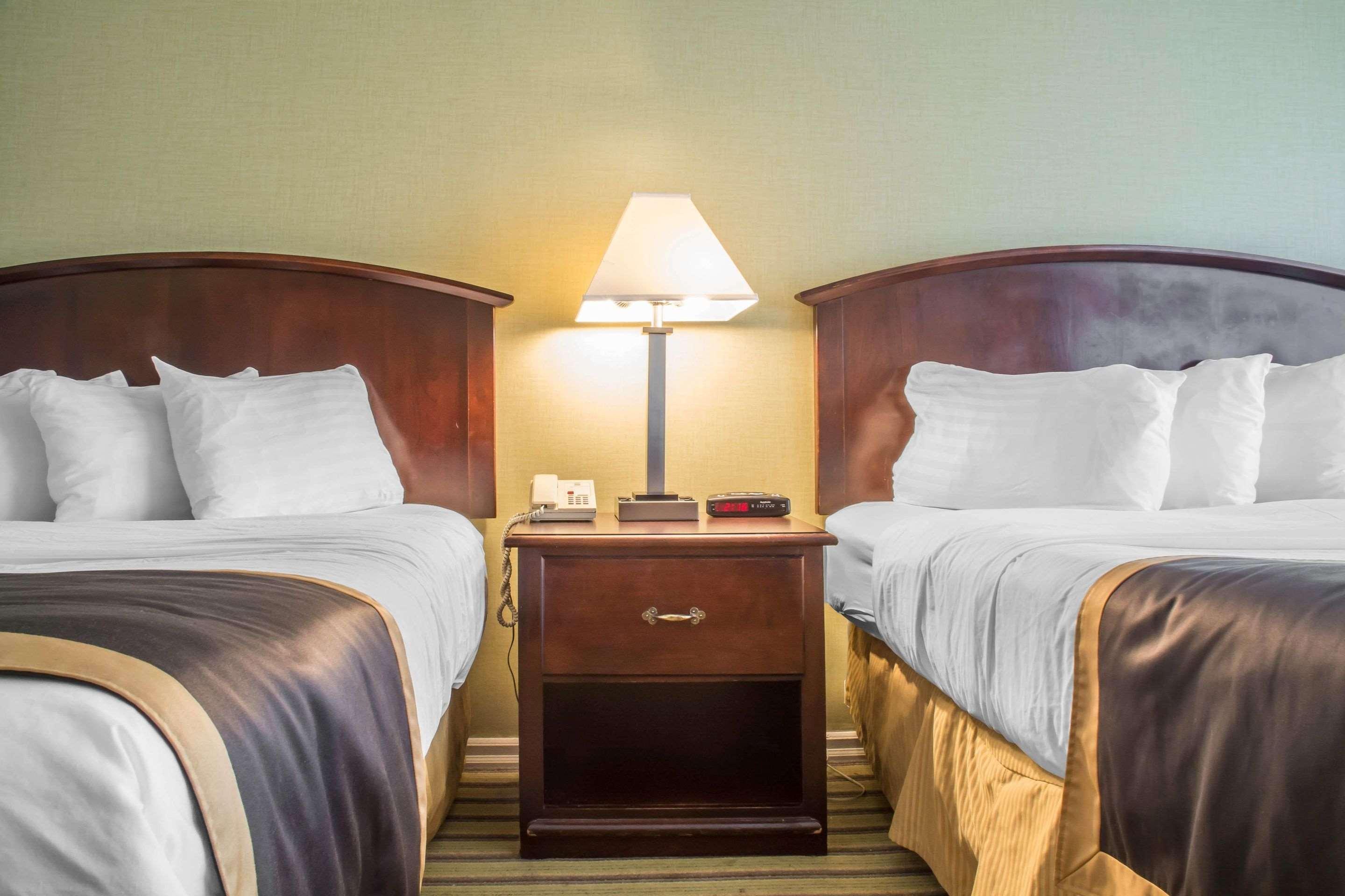 Quality Inn Peterborough Kültér fotó