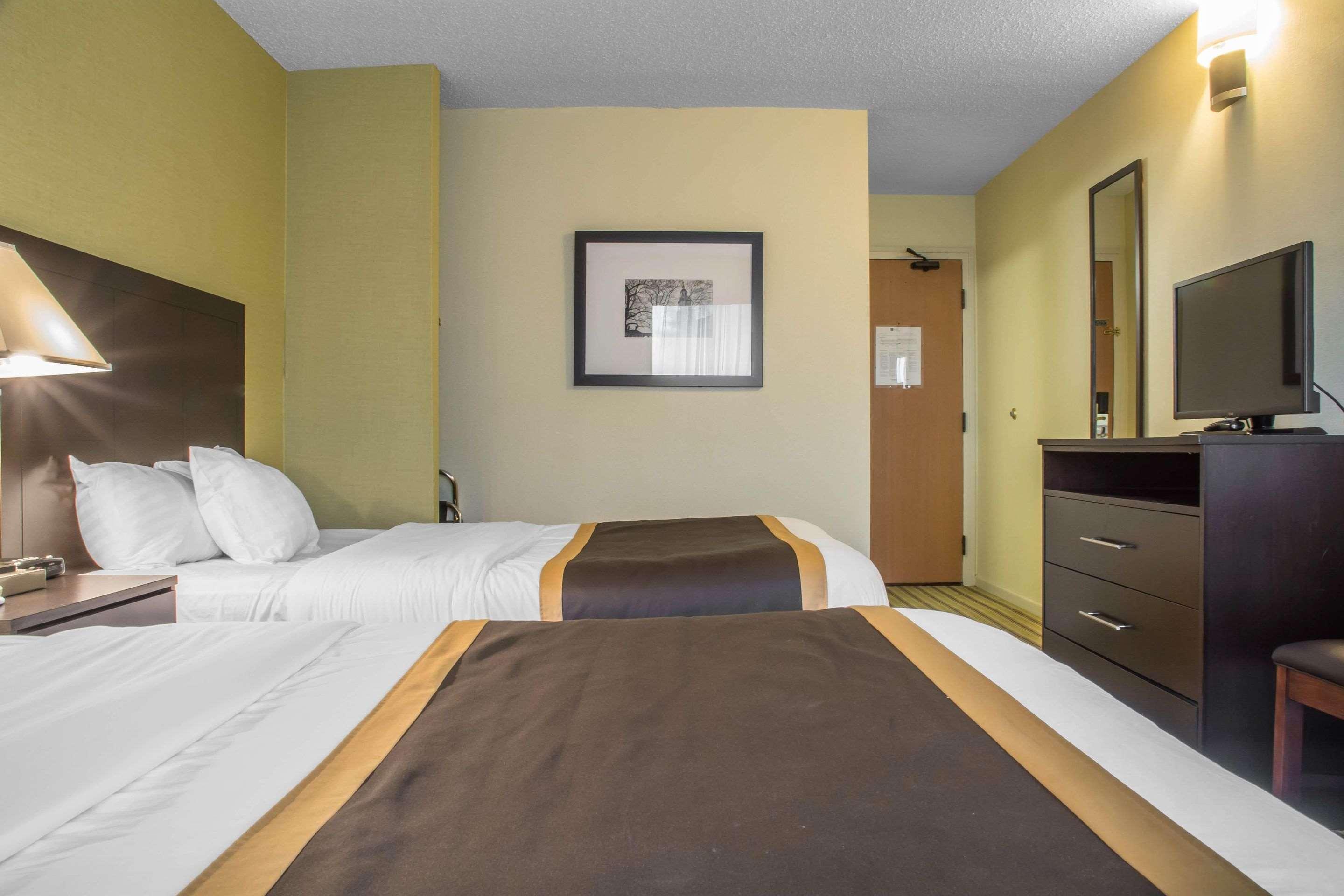 Quality Inn Peterborough Kültér fotó