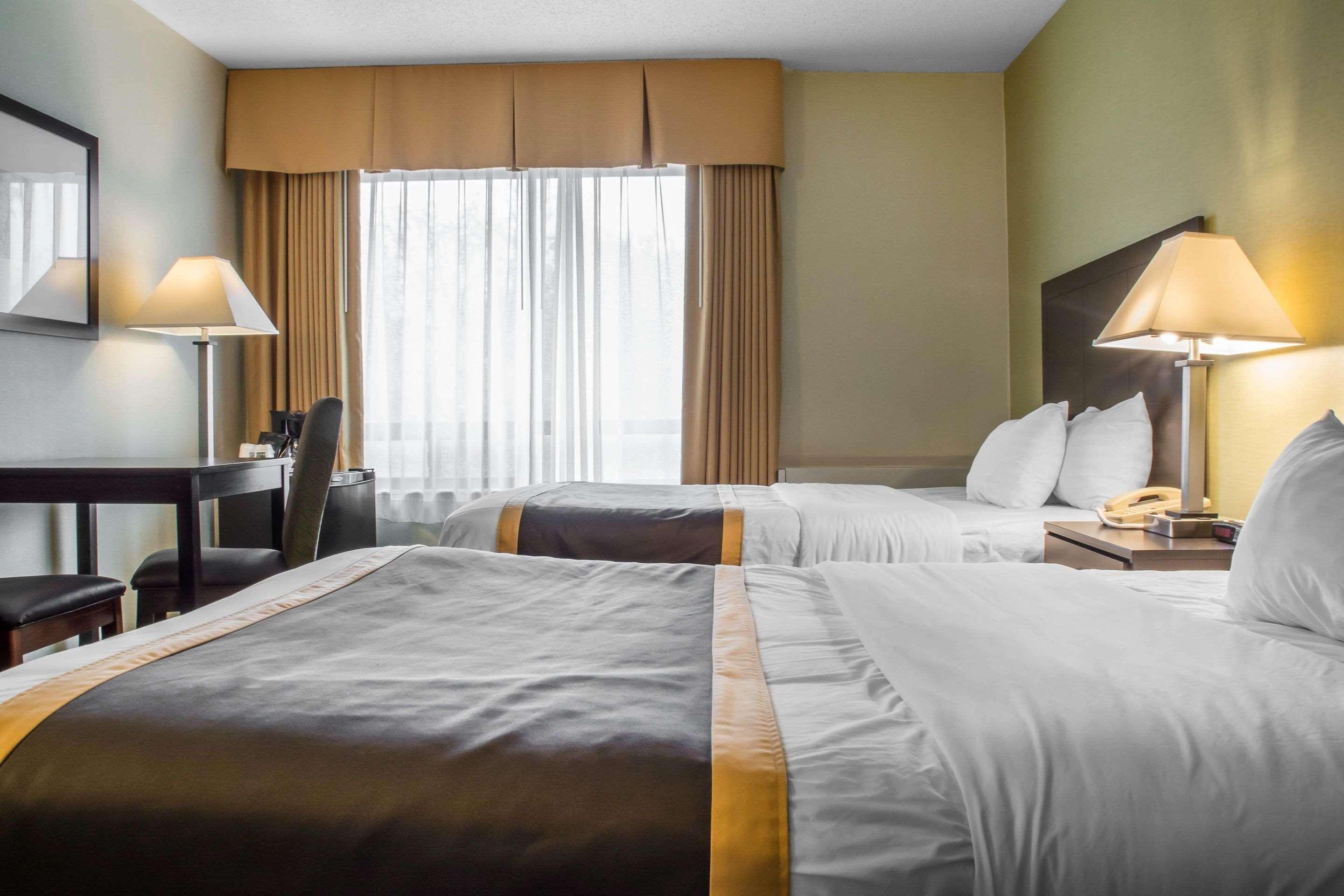 Quality Inn Peterborough Kültér fotó
