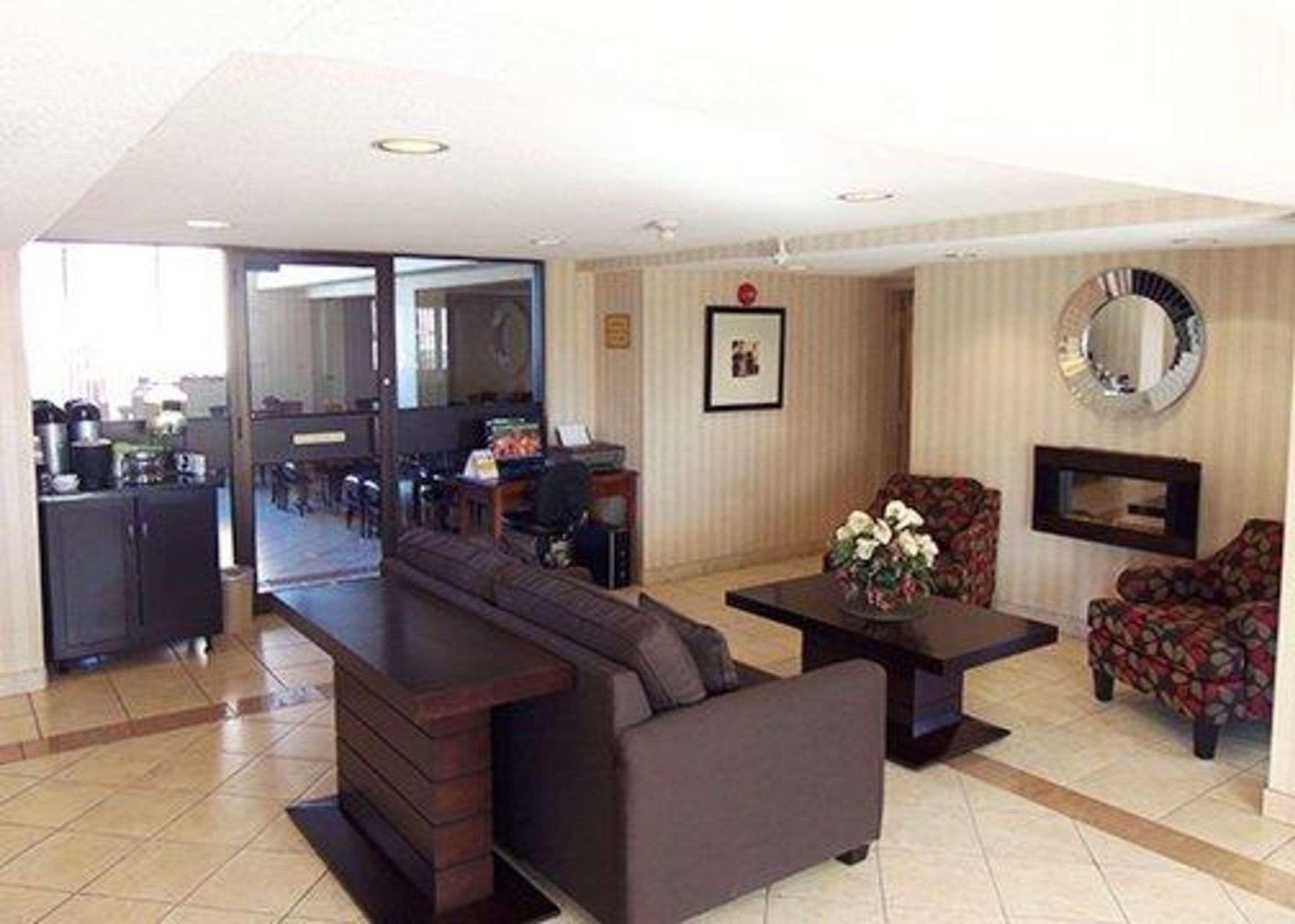 Quality Inn Peterborough Kültér fotó