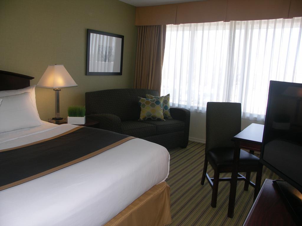 Quality Inn Peterborough Kültér fotó