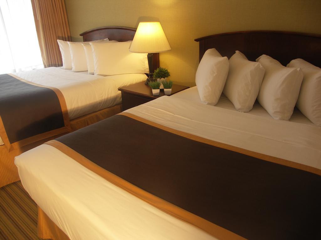 Quality Inn Peterborough Kültér fotó