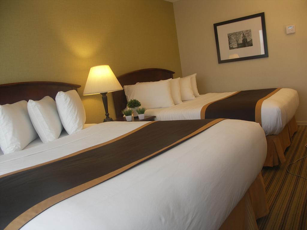 Quality Inn Peterborough Kültér fotó