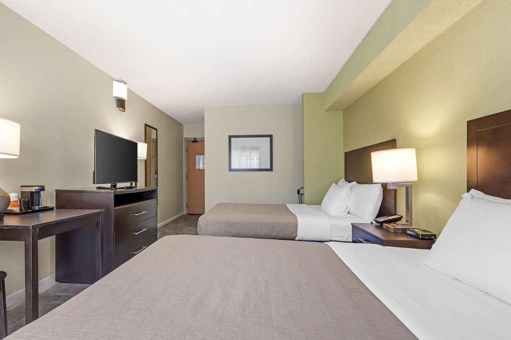 Quality Inn Peterborough Szoba fotó